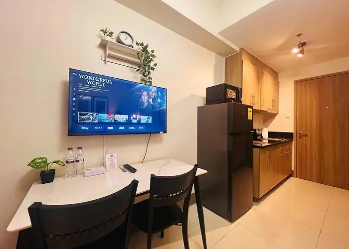 Citispace 1br Condotel At Fame Residences #fm26a Apartment